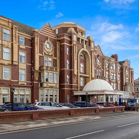 Cliffs Hotel Блекпул Екстериор снимка