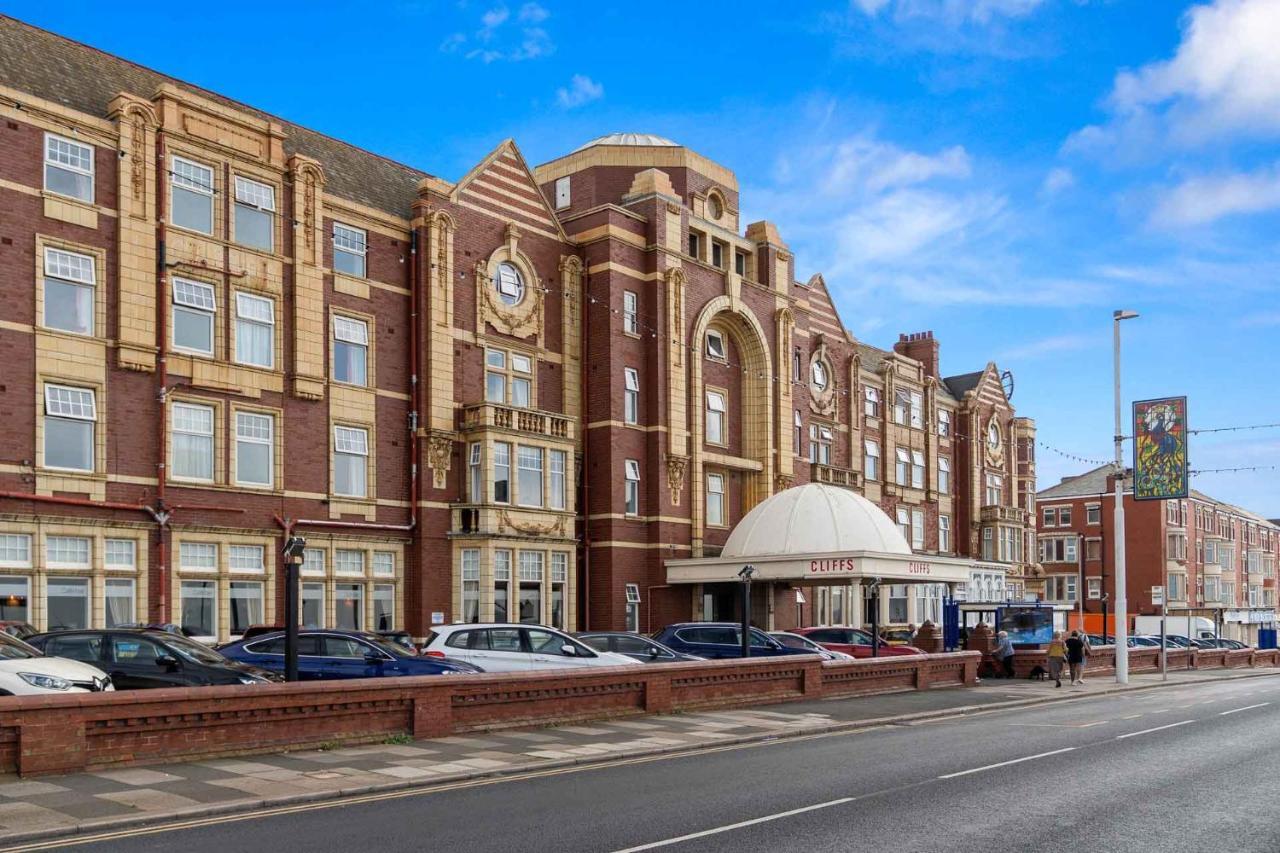 Cliffs Hotel Блекпул Екстериор снимка