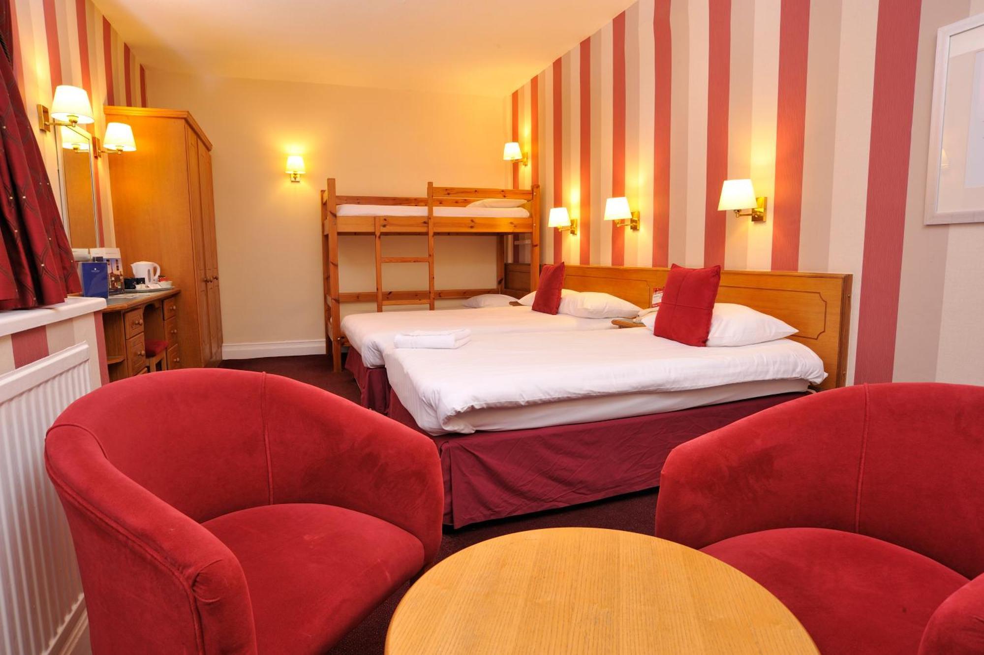 Cliffs Hotel Блекпул Екстериор снимка